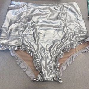 Brand new silver ruffle bottoms!
